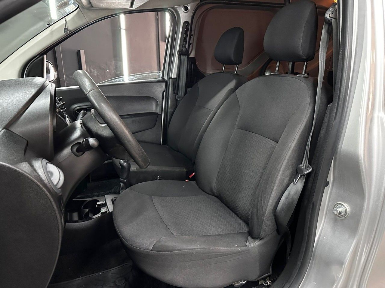 Renault Kangoo Usada en Córdoba, deRuedas