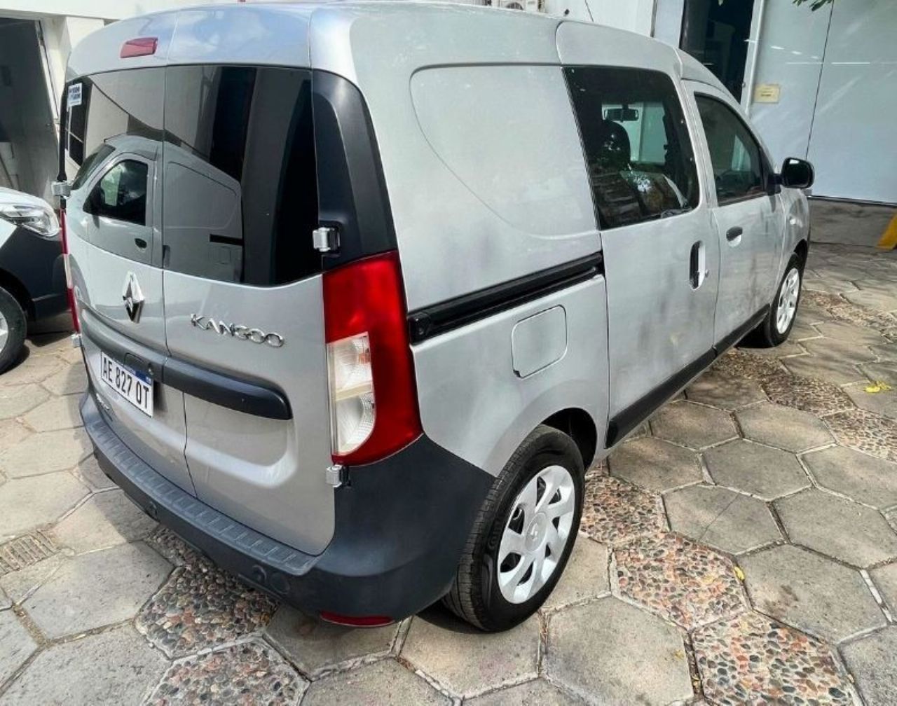 Renault Kangoo Usada en Mendoza, deRuedas