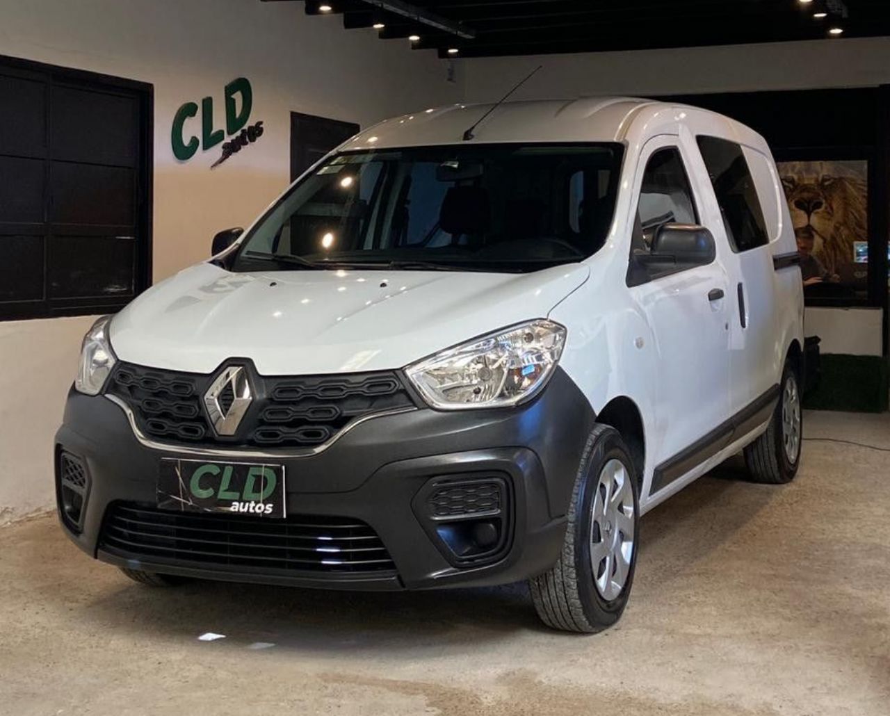 Renault Kangoo Usada Financiado en Mendoza, deRuedas