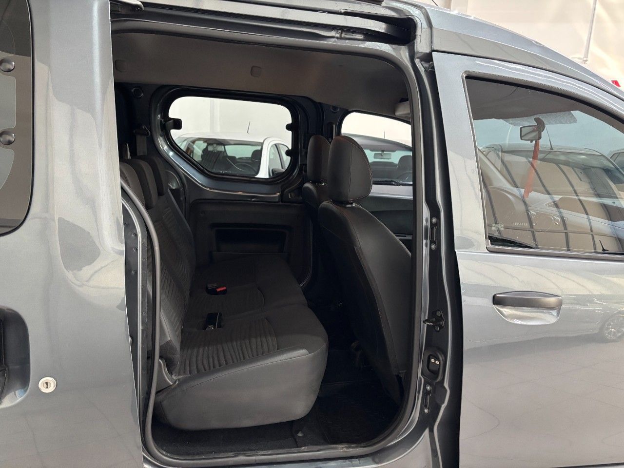Renault Kangoo Usada en Mendoza, deRuedas