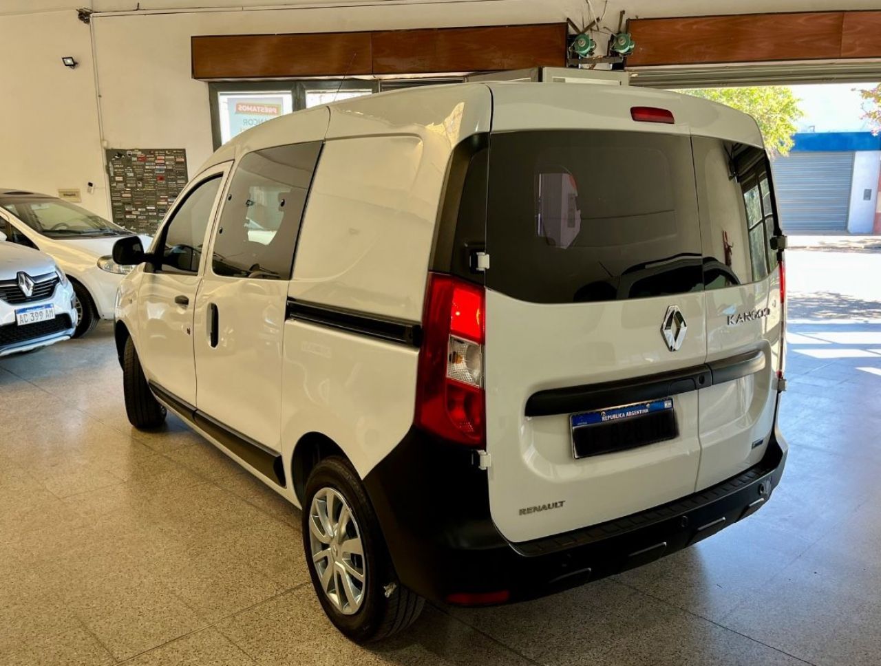 Renault Kangoo Usada Financiado en Córdoba, deRuedas