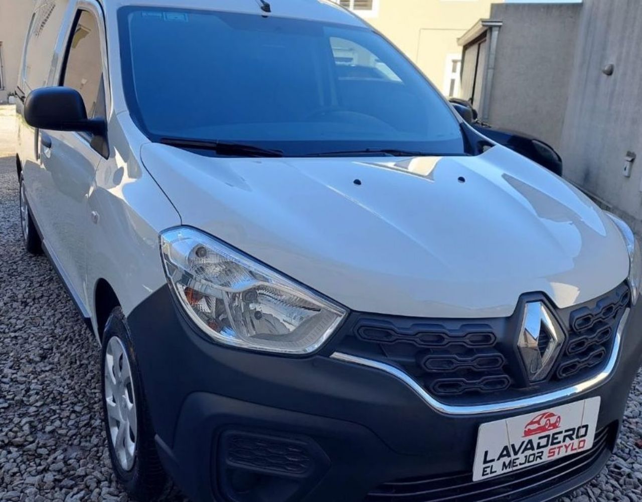 Renault Kangoo Usada en Buenos Aires, deRuedas