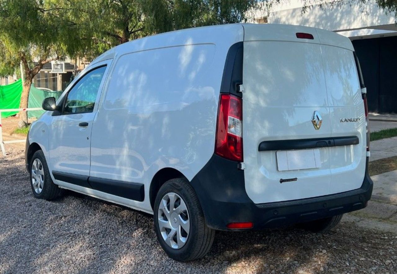 Renault Kangoo Usada en Mendoza, deRuedas