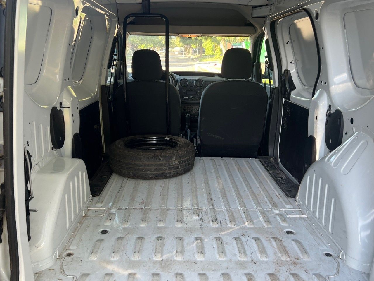 Renault Kangoo Usada en Mendoza, deRuedas