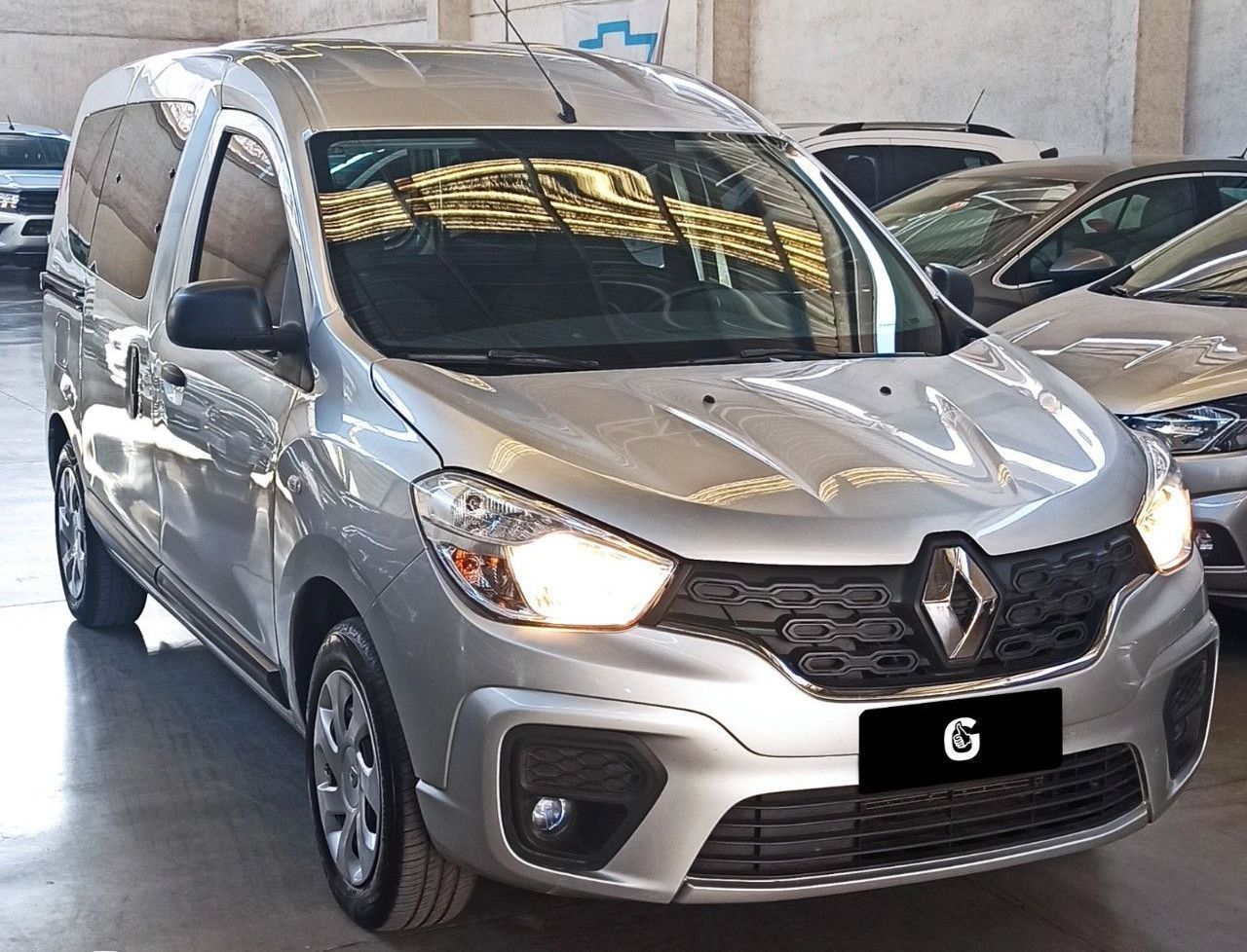 Renault Kangoo Usada en Mendoza, deRuedas