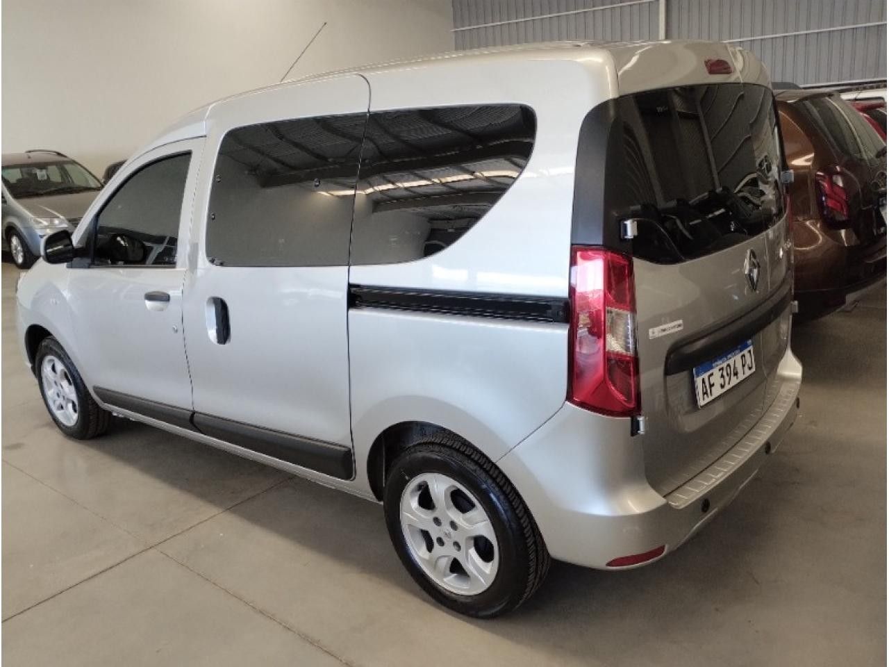 Renault Kangoo Usada en San Juan, deRuedas