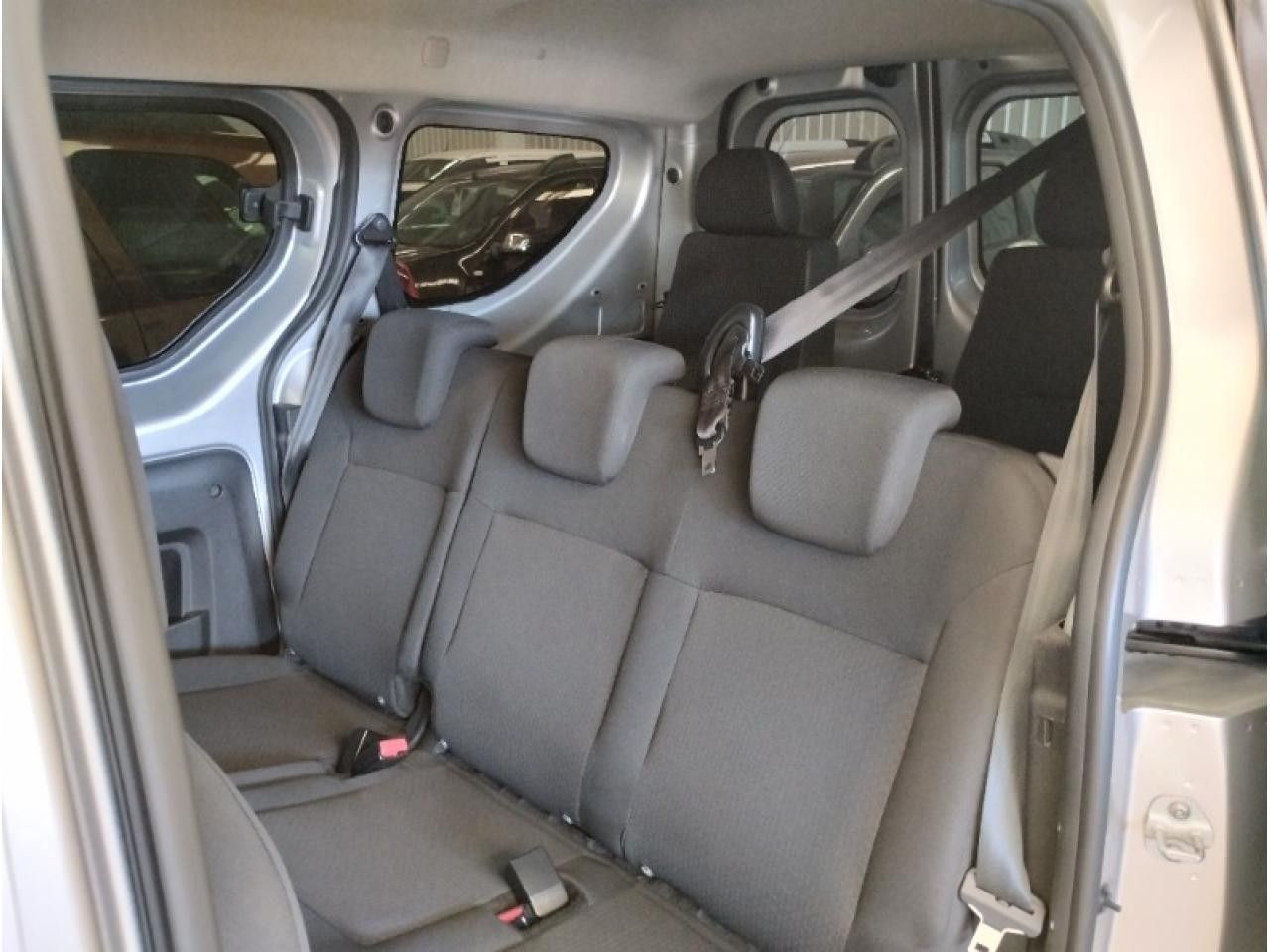 Renault Kangoo Usada en San Juan, deRuedas