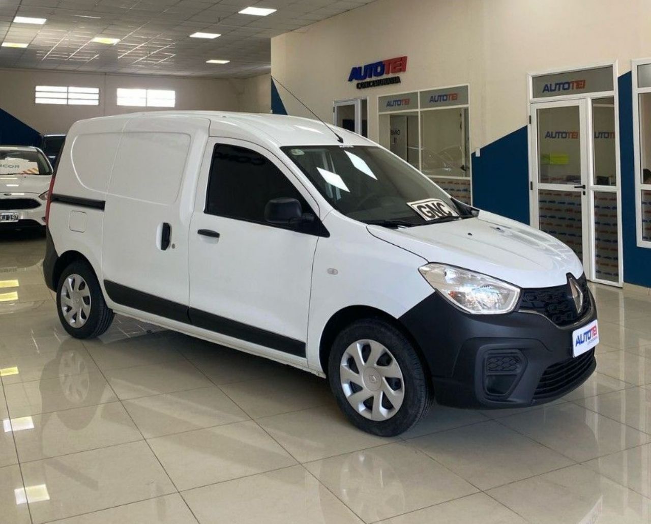 Renault Kangoo Usada Financiado en Córdoba, deRuedas