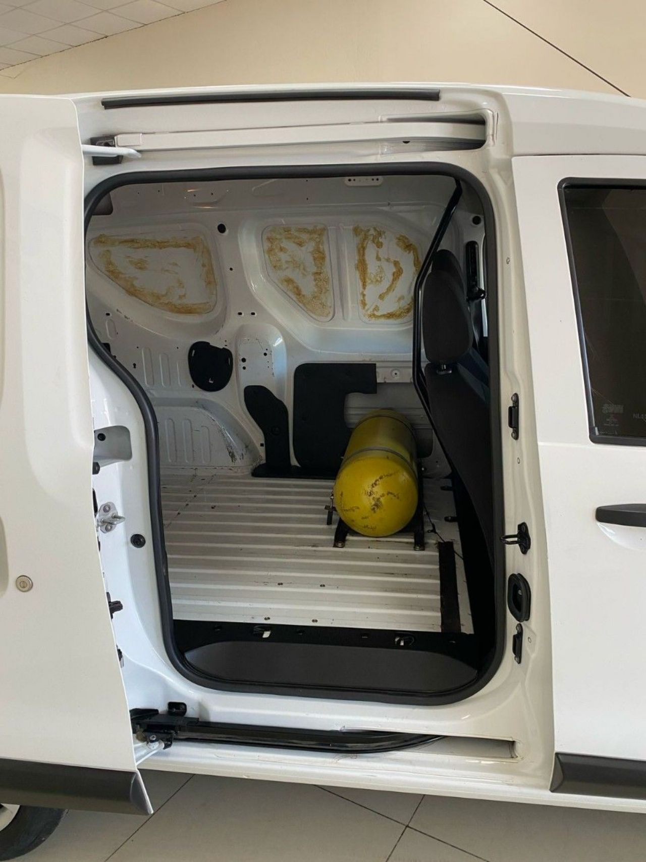 Renault Kangoo Usada Financiado en Córdoba, deRuedas