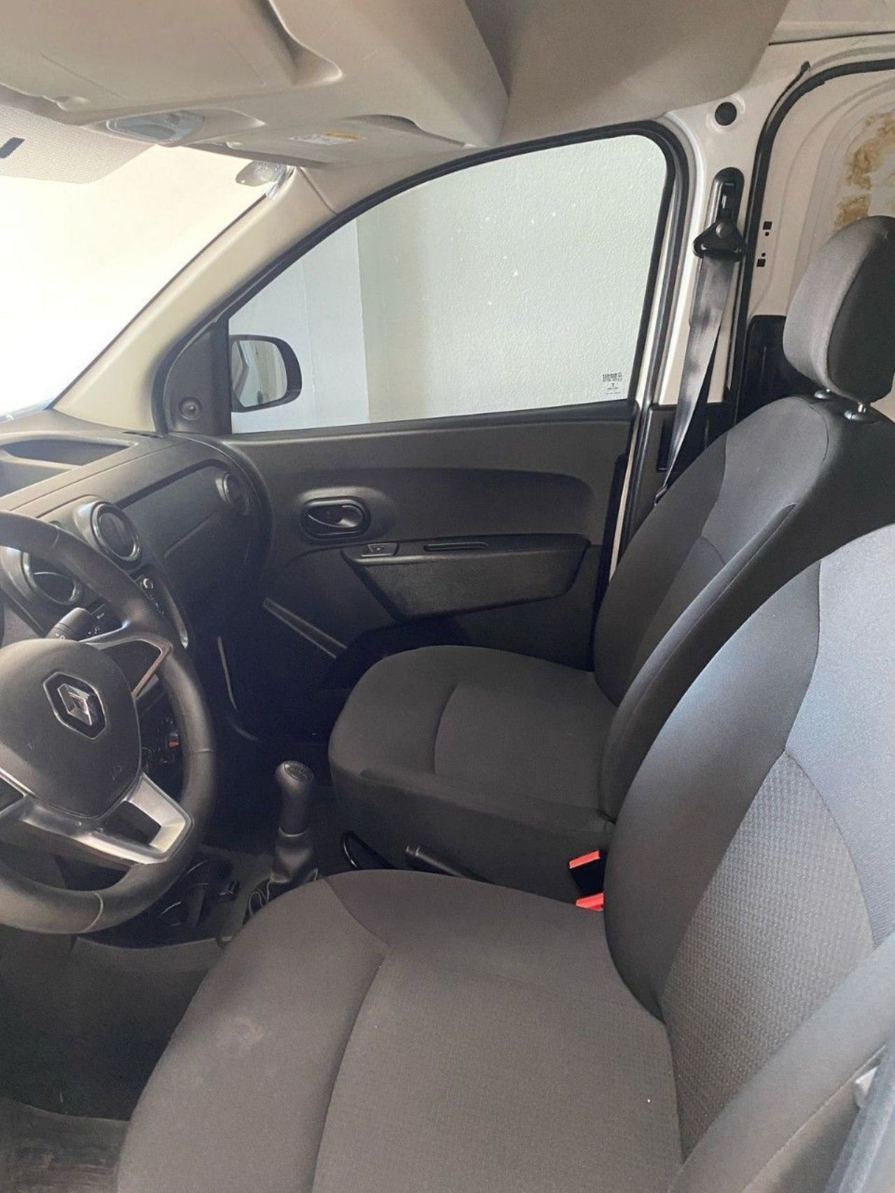 Renault Kangoo Usada Financiado en Córdoba, deRuedas