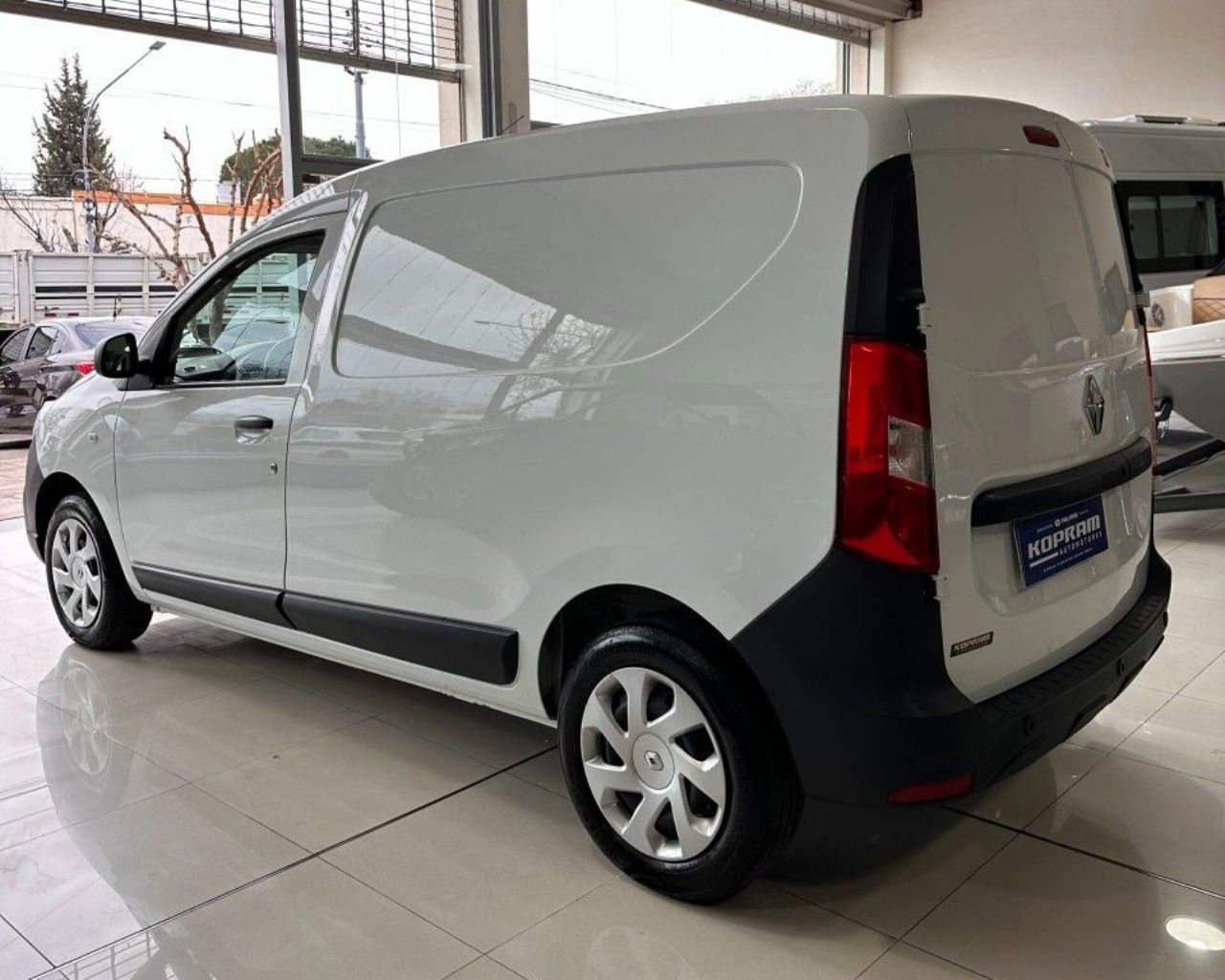 Renault Kangoo Usada en Mendoza, deRuedas