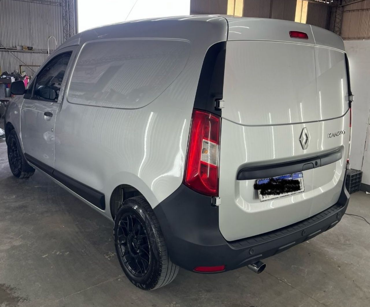 Renault Kangoo Usada en Mendoza, deRuedas