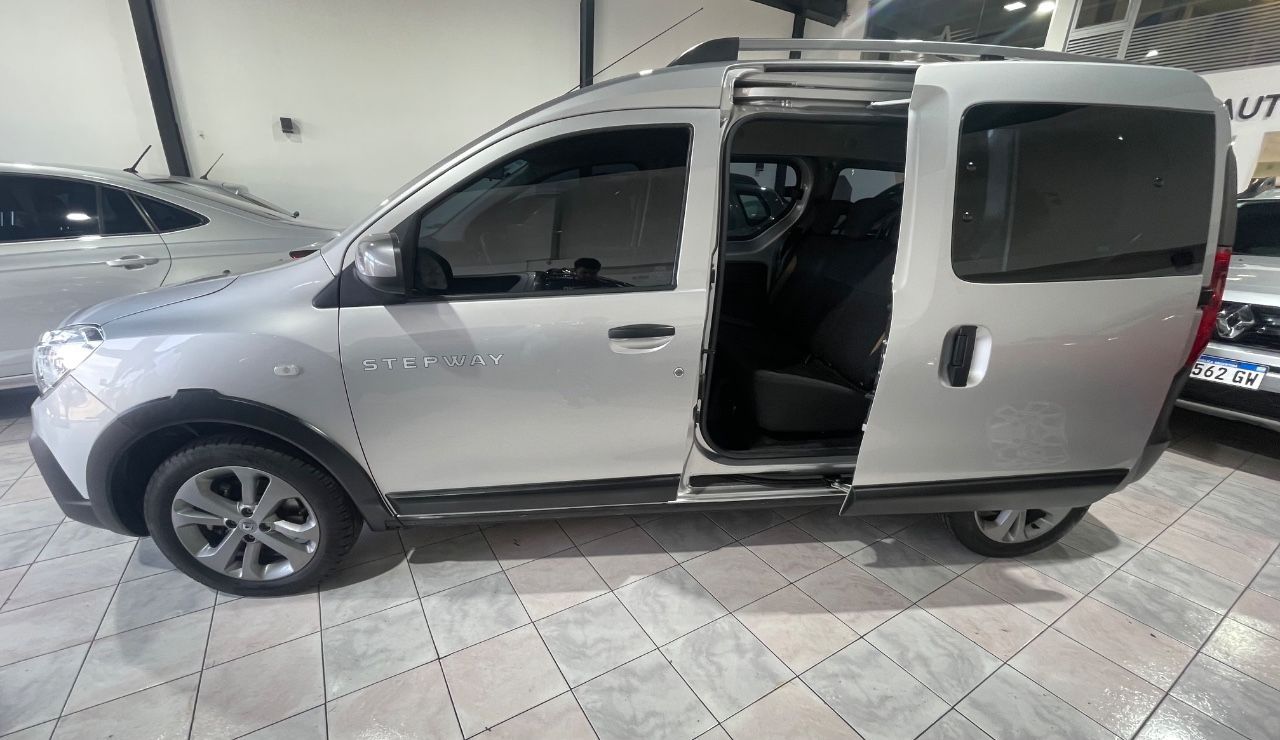 Renault Kangoo Usada Financiado en Córdoba, deRuedas
