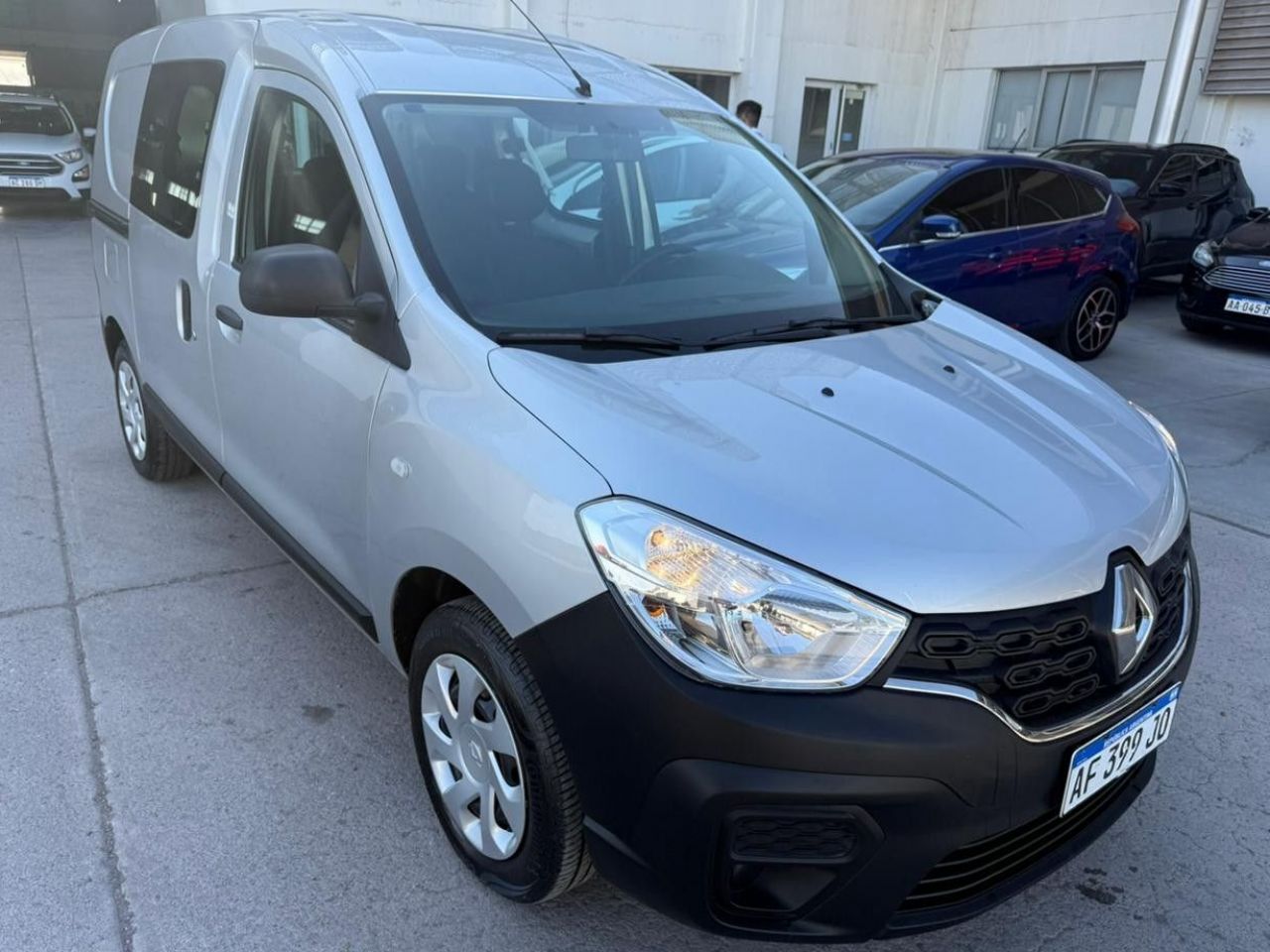 Renault Kangoo Usada en Mendoza, deRuedas