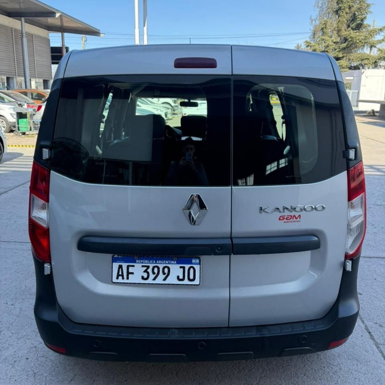 Renault Kangoo Usada en Mendoza, deRuedas