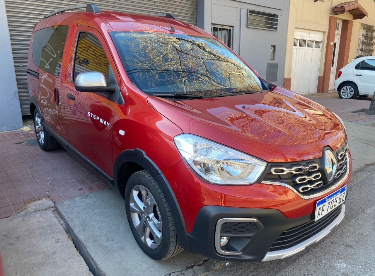 Renault Kangoo Usada Financiado en Mendoza, deRuedas