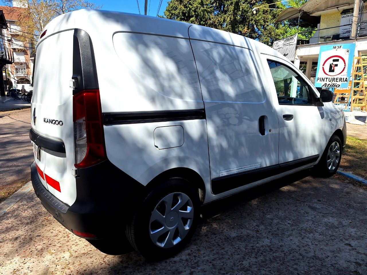 Renault Kangoo Usada en Buenos Aires, deRuedas