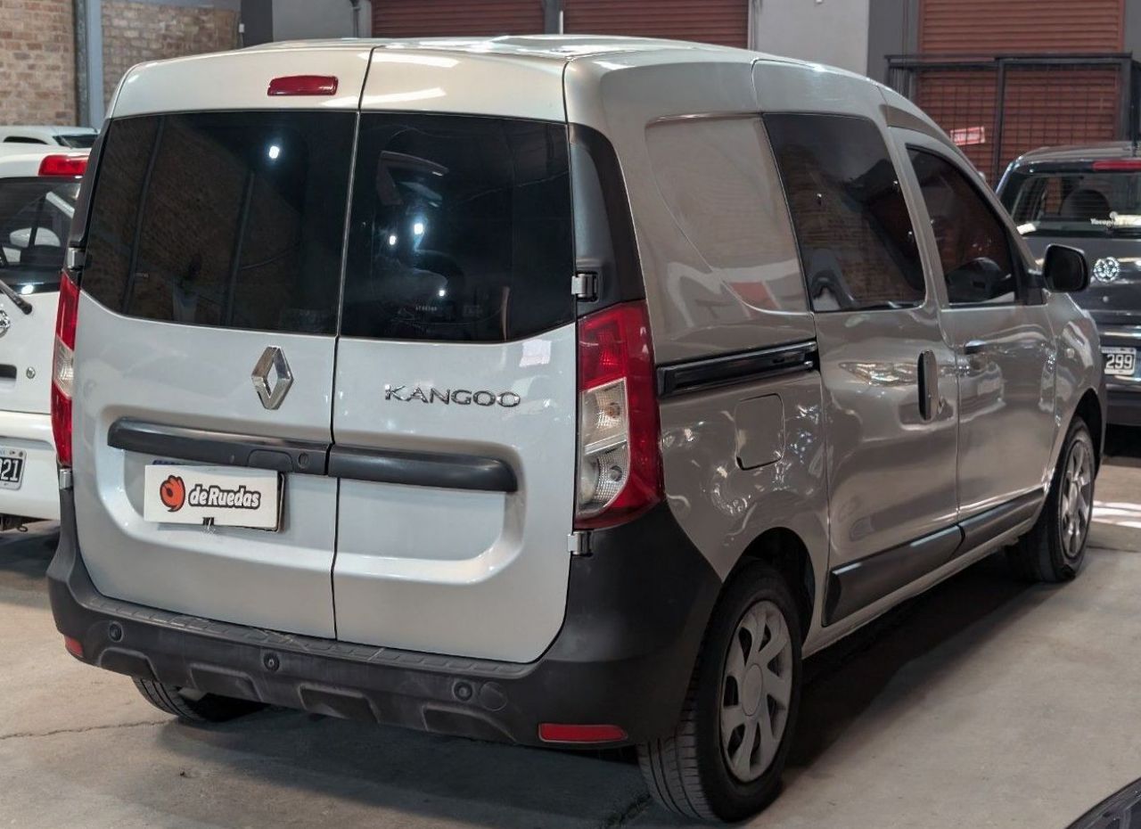 Renault Kangoo Usada en Mendoza, deRuedas