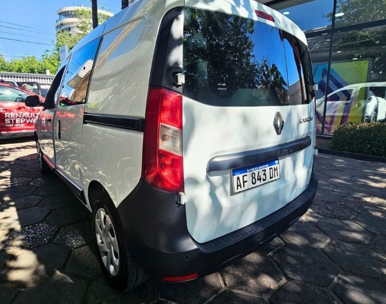 Renault Kangoo Usada en Mendoza, deRuedas