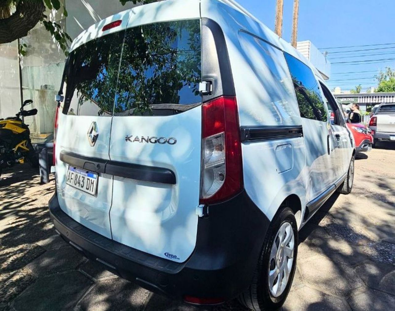 Renault Kangoo Usada en Mendoza, deRuedas