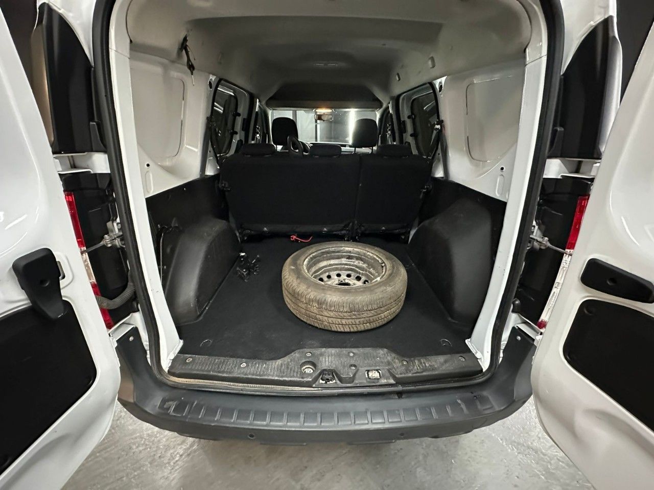 Renault Kangoo Usada en Córdoba, deRuedas