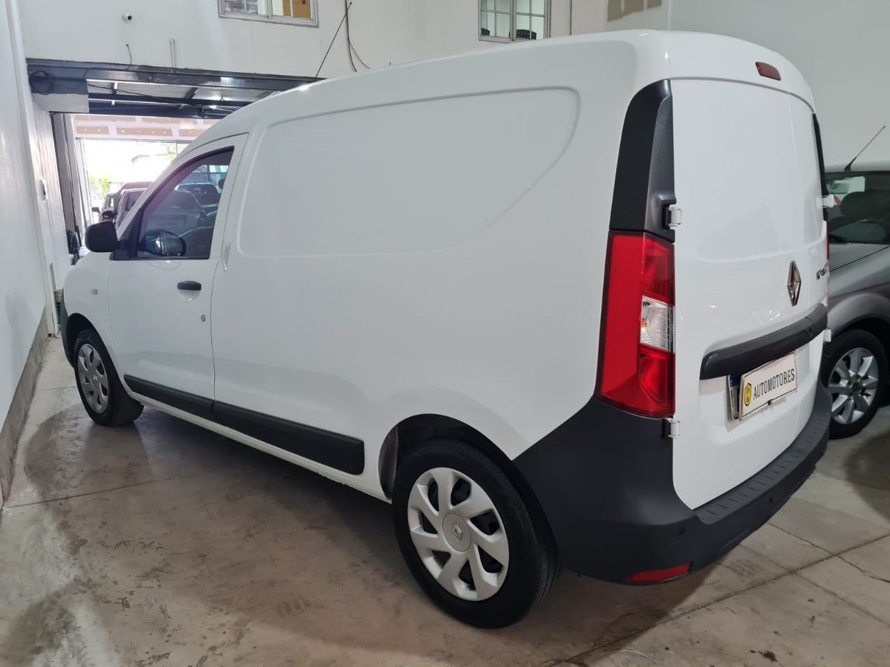Renault Kangoo Usada en Mendoza, deRuedas