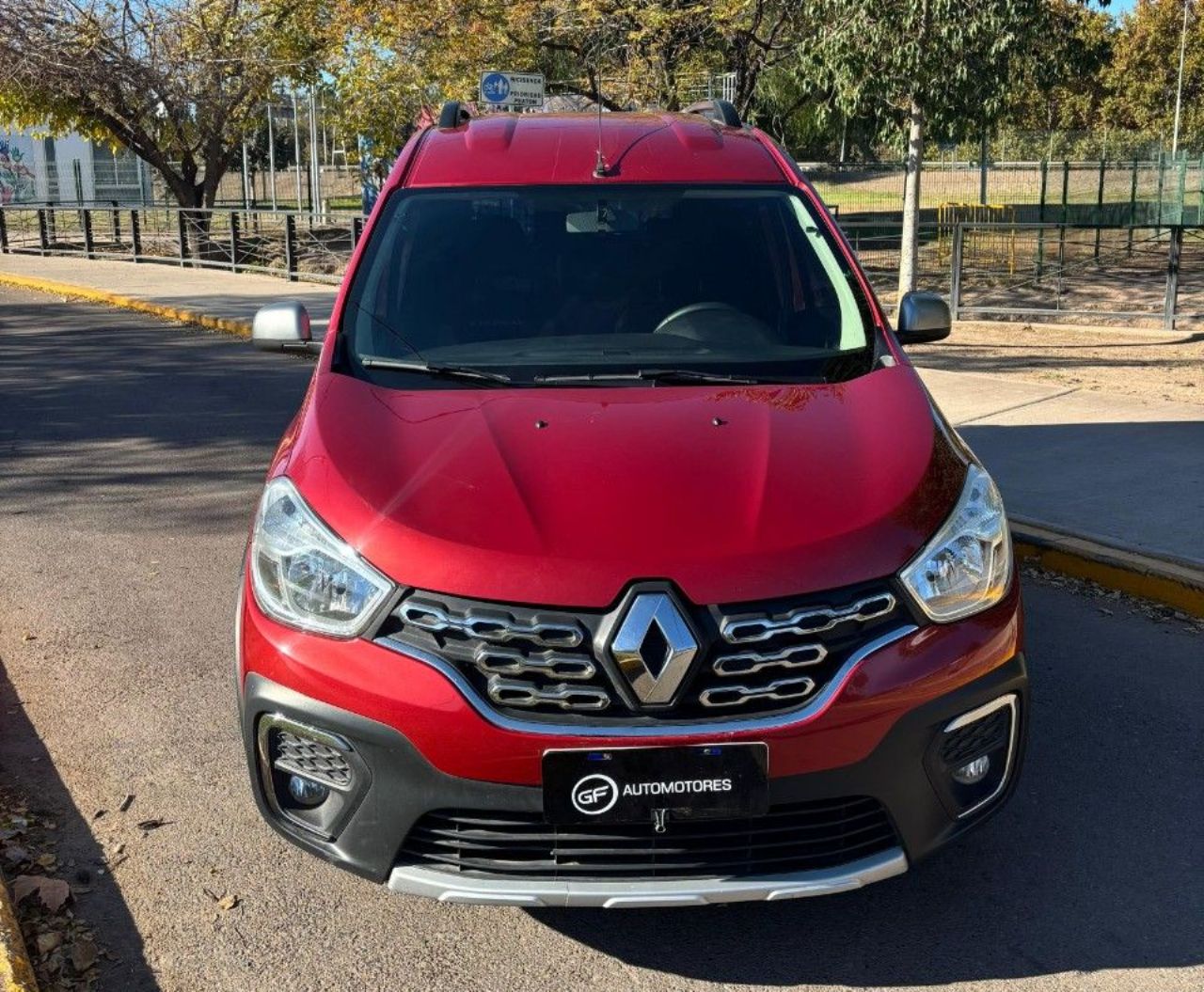 Renault Kangoo Usada Financiado en Mendoza, deRuedas