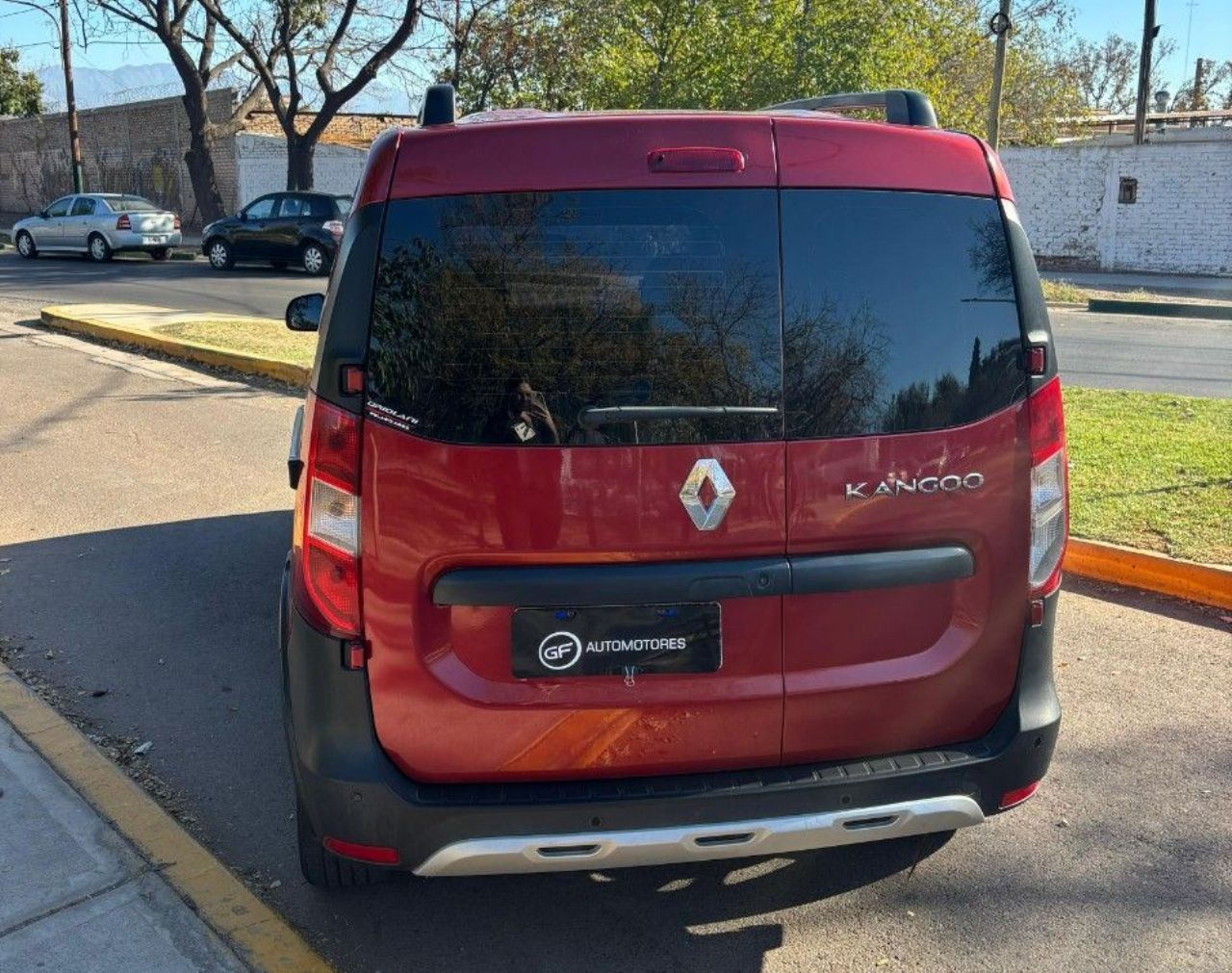 Renault Kangoo Usada Financiado en Mendoza, deRuedas