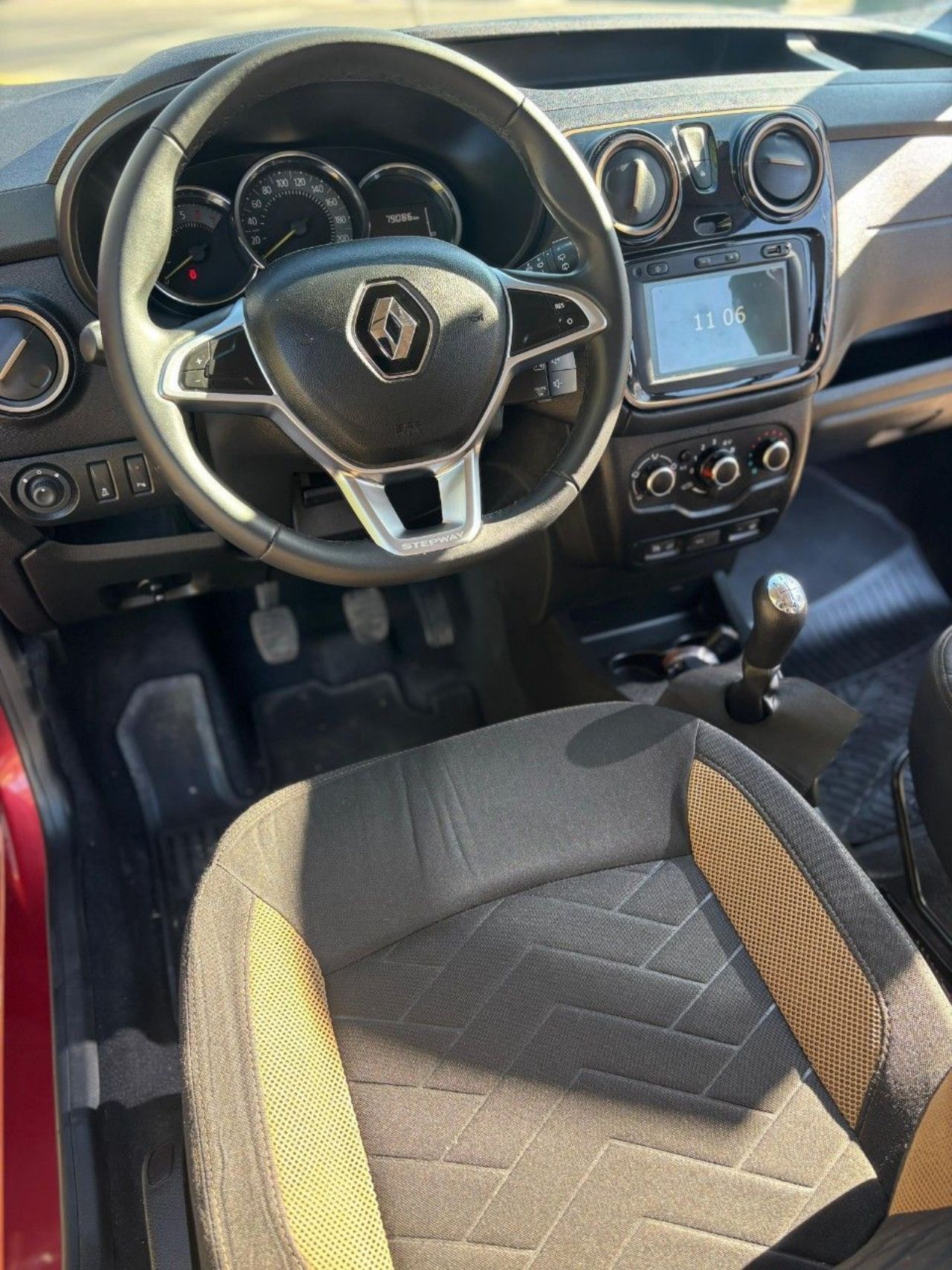 Renault Kangoo Usada Financiado en Mendoza, deRuedas