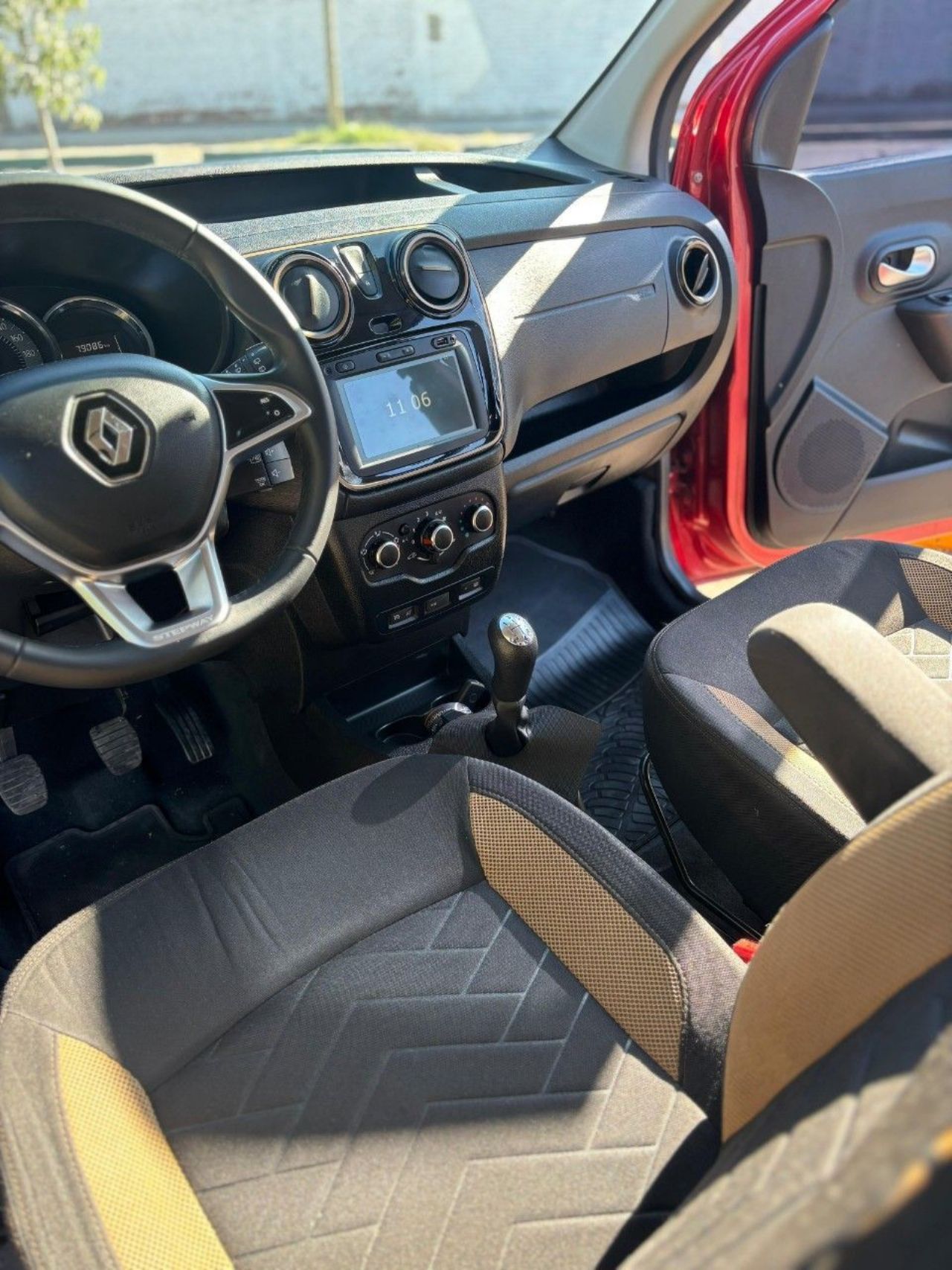 Renault Kangoo Usada Financiado en Mendoza, deRuedas