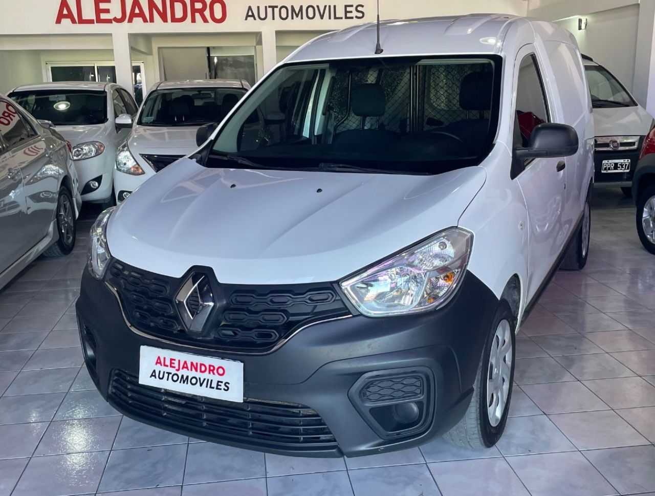 Renault Kangoo Usada Financiado en Córdoba, deRuedas