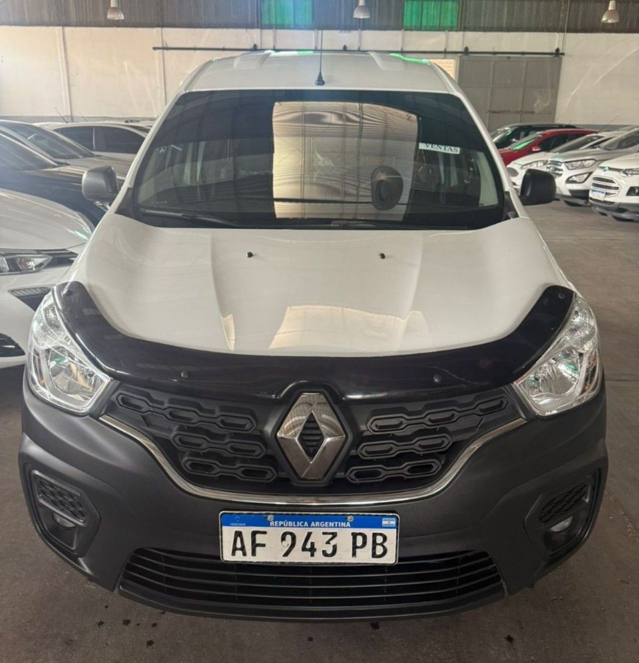 Renault Kangoo Usada en Mendoza, deRuedas