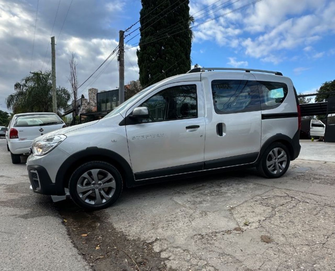 Renault Kangoo Usada Financiado en Córdoba, deRuedas