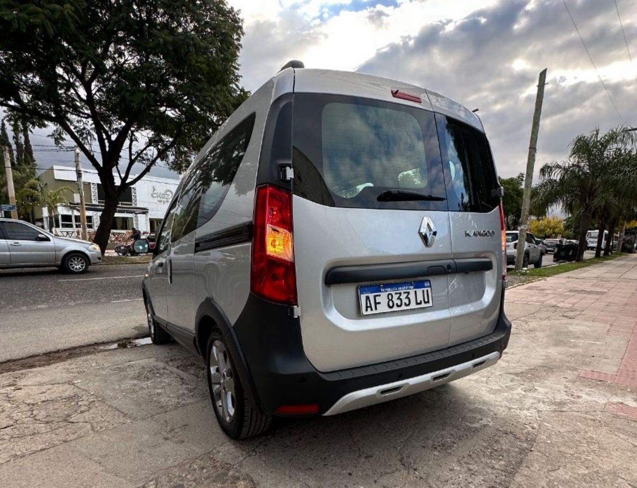 Renault Kangoo Usada Financiado en Córdoba, deRuedas