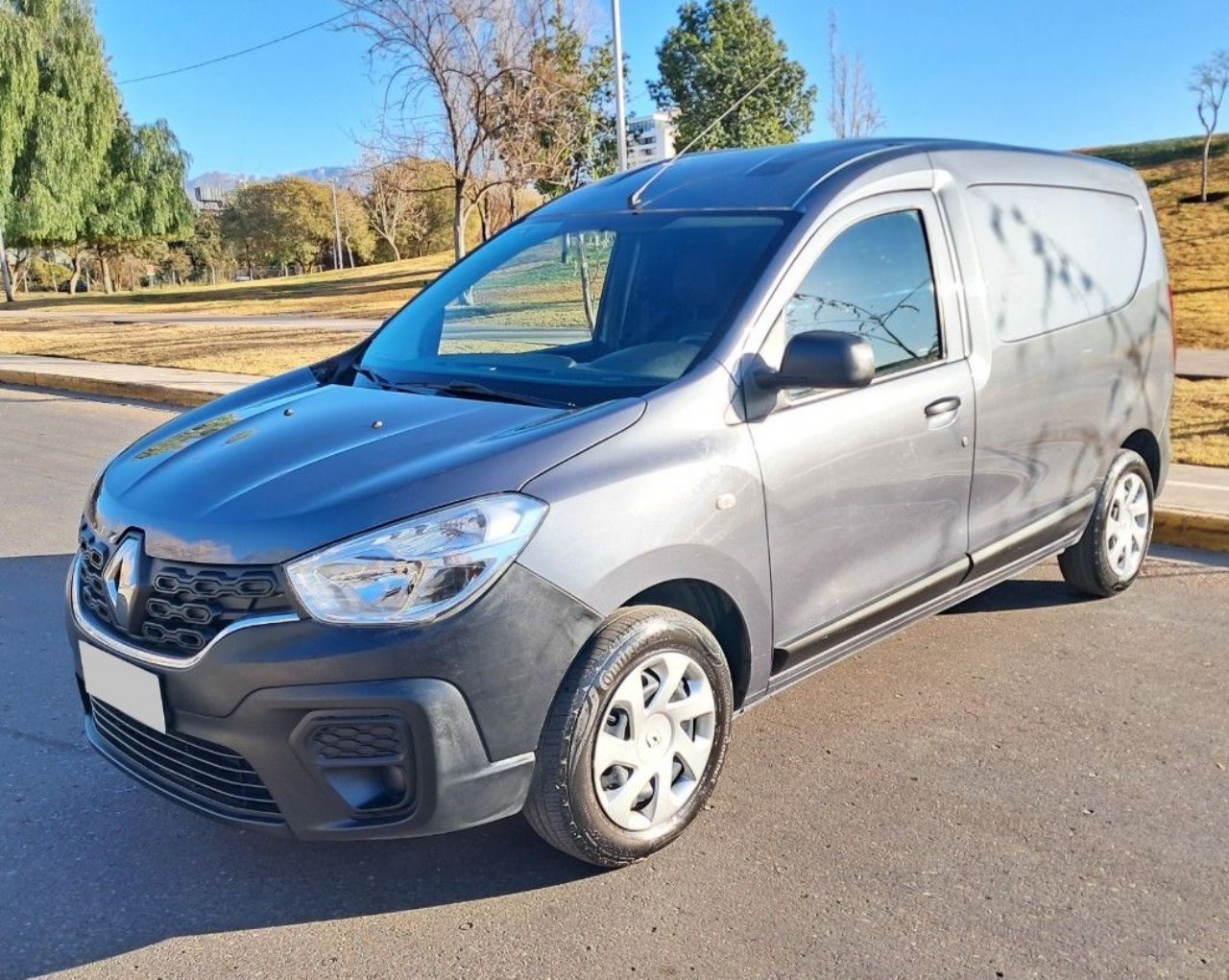 Renault Kangoo Usada Financiado en Mendoza, deRuedas