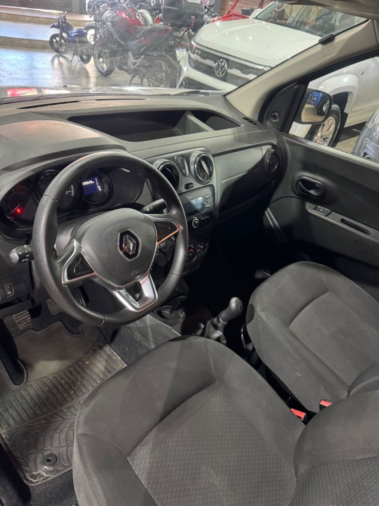 Renault Kangoo Usada Financiado en San Juan, deRuedas
