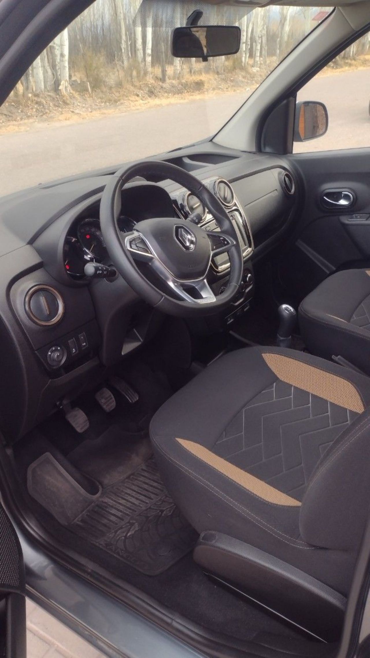 Renault Kangoo Usada en Mendoza, deRuedas