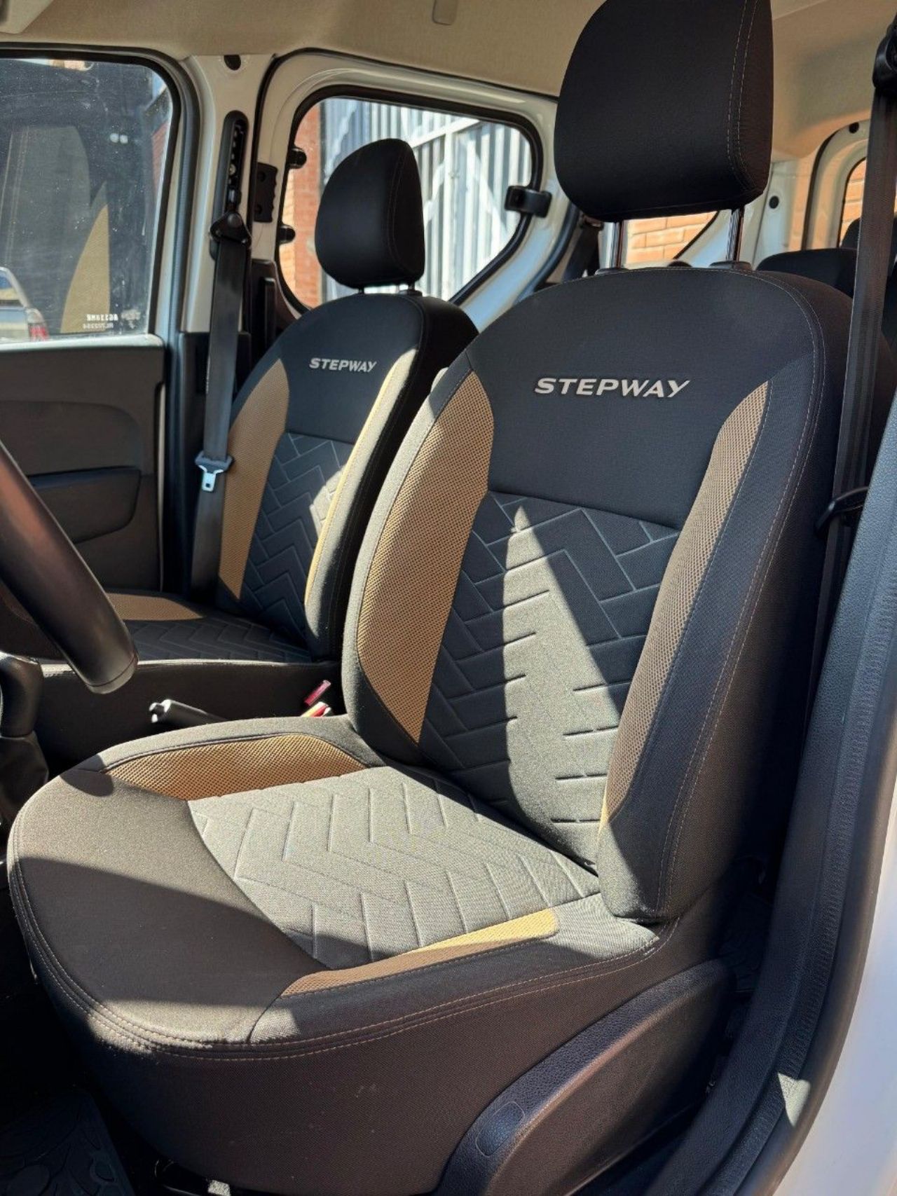 Renault Kangoo Usada Financiado en Córdoba, deRuedas