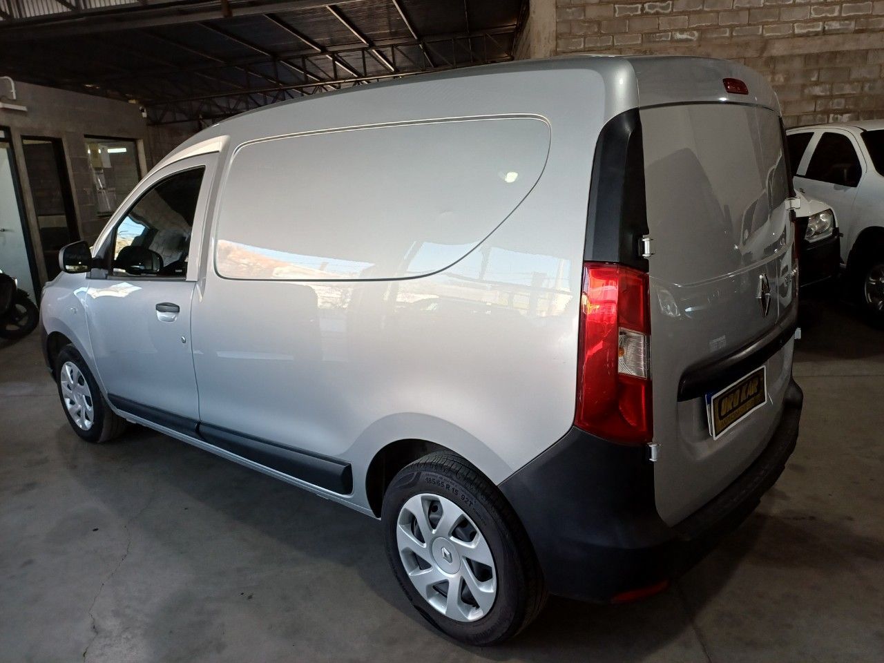 Renault Kangoo Usada Financiado en Córdoba, deRuedas