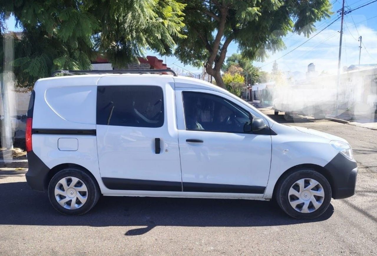Renault Kangoo Usada en Mendoza, deRuedas