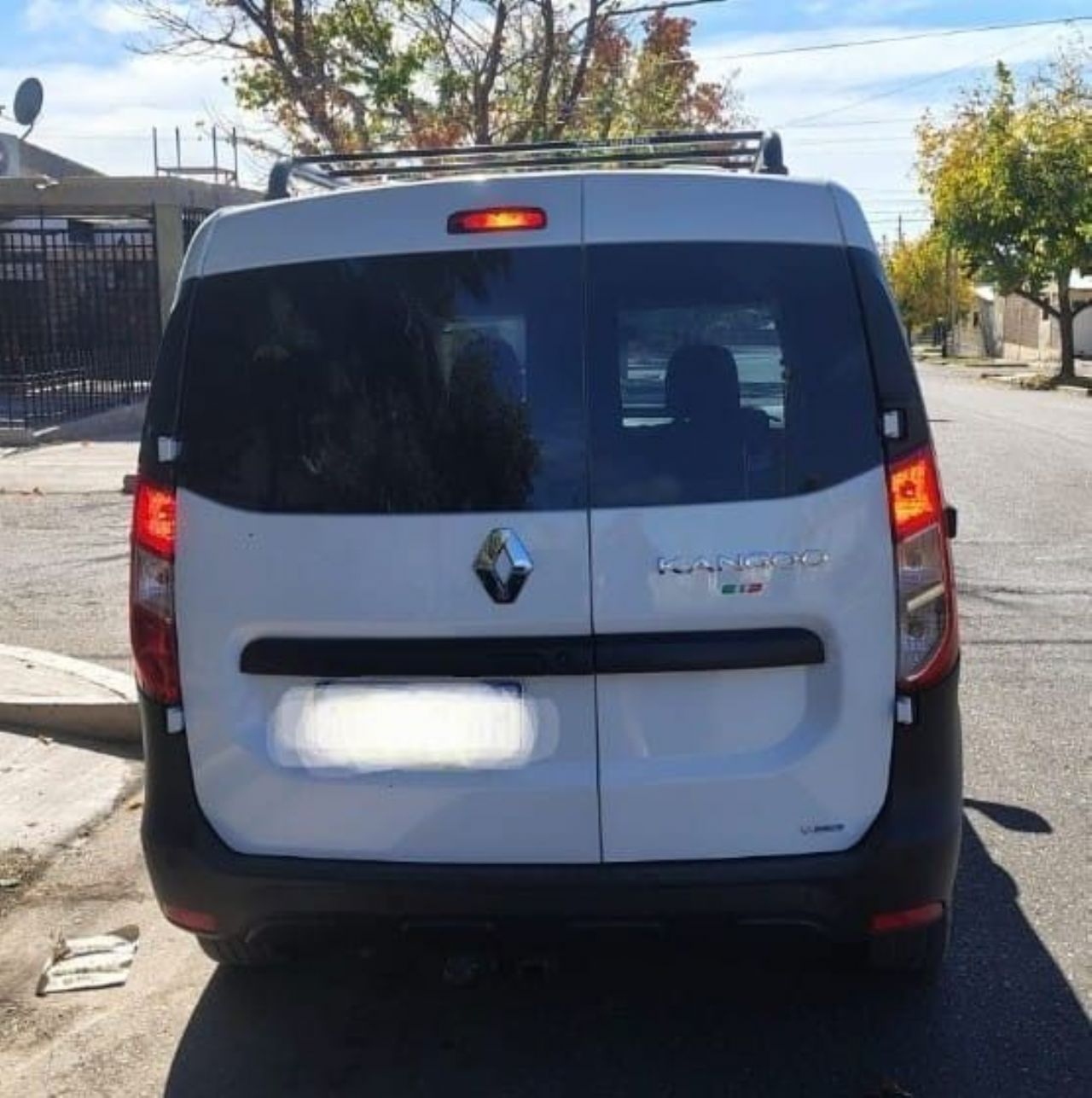 Renault Kangoo Usada en Mendoza, deRuedas