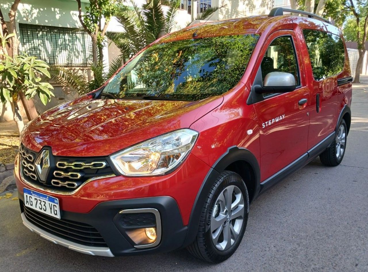 Renault Kangoo Usada en Mendoza, deRuedas