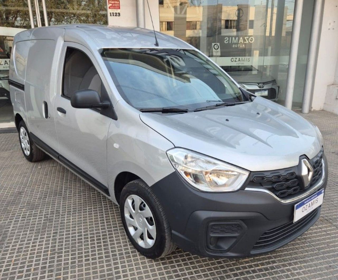 Renault Kangoo Usada Financiado en Mendoza, deRuedas
