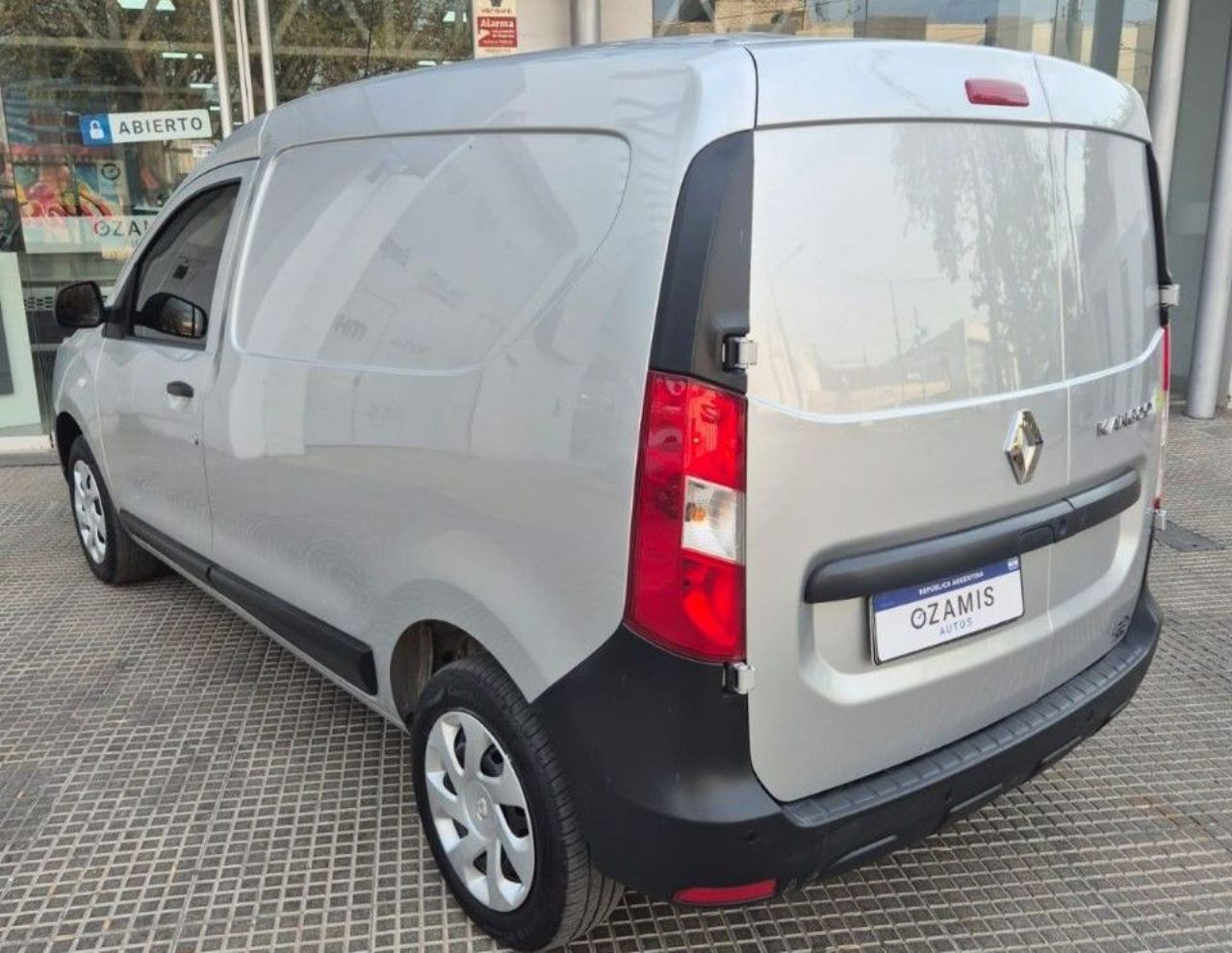 Renault Kangoo Usada Financiado en Mendoza, deRuedas