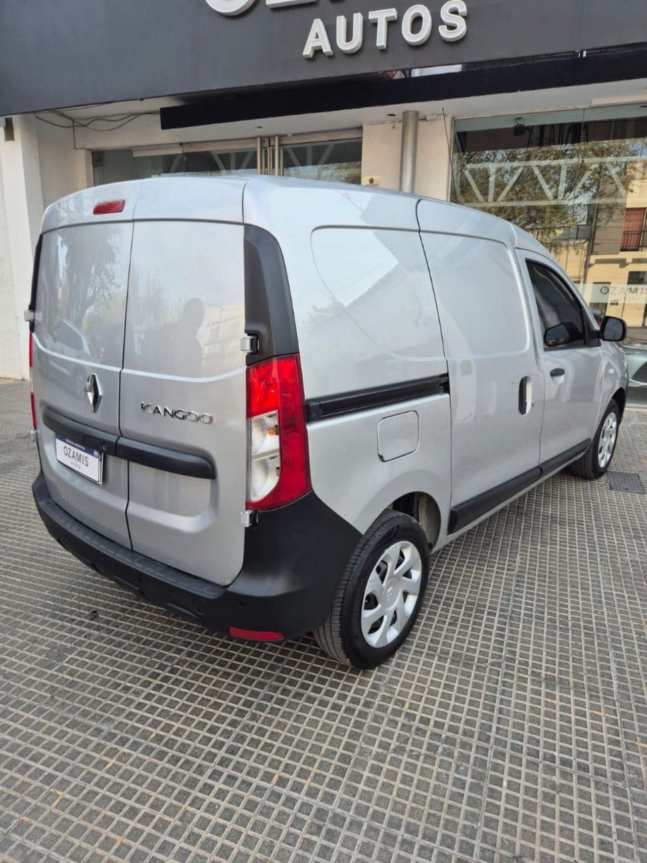 Renault Kangoo Usada Financiado en Mendoza, deRuedas