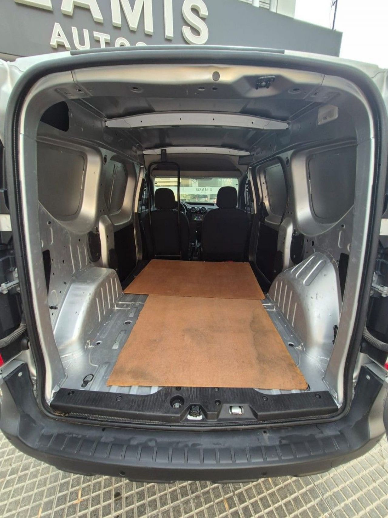 Renault Kangoo Usada Financiado en Mendoza, deRuedas