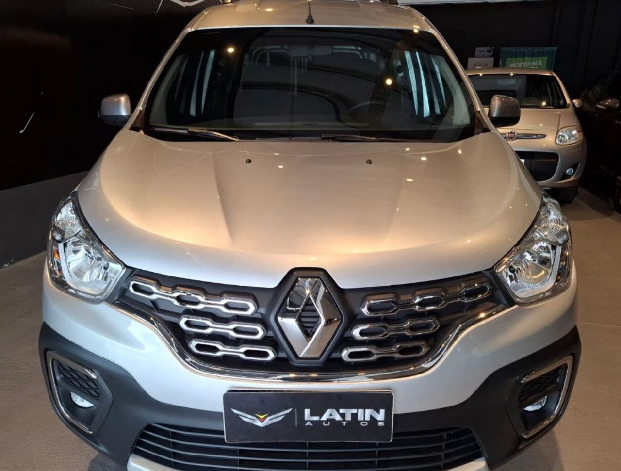 Renault Kangoo Usada Financiado en Córdoba, deRuedas