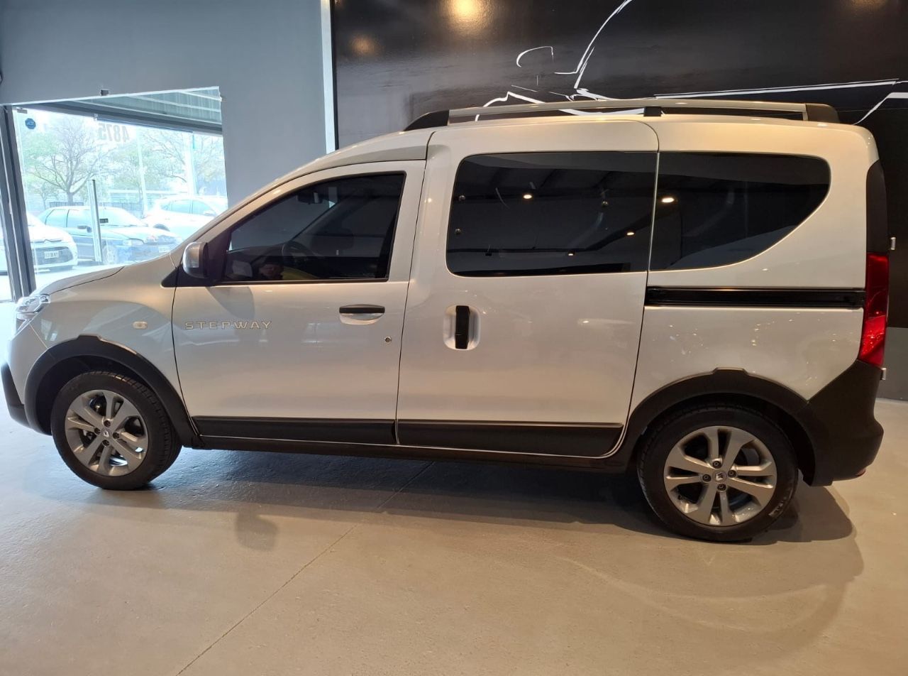 Renault Kangoo Usada Financiado en Córdoba, deRuedas