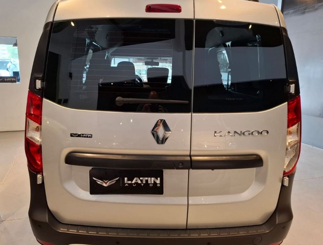 Renault Kangoo Usada Financiado en Córdoba, deRuedas