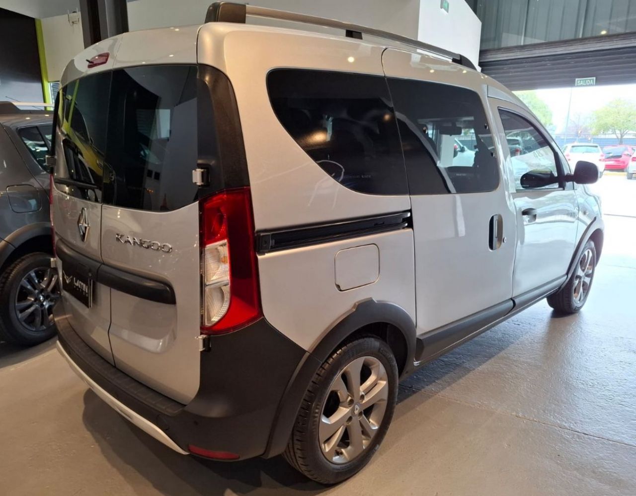 Renault Kangoo Usada Financiado en Córdoba, deRuedas